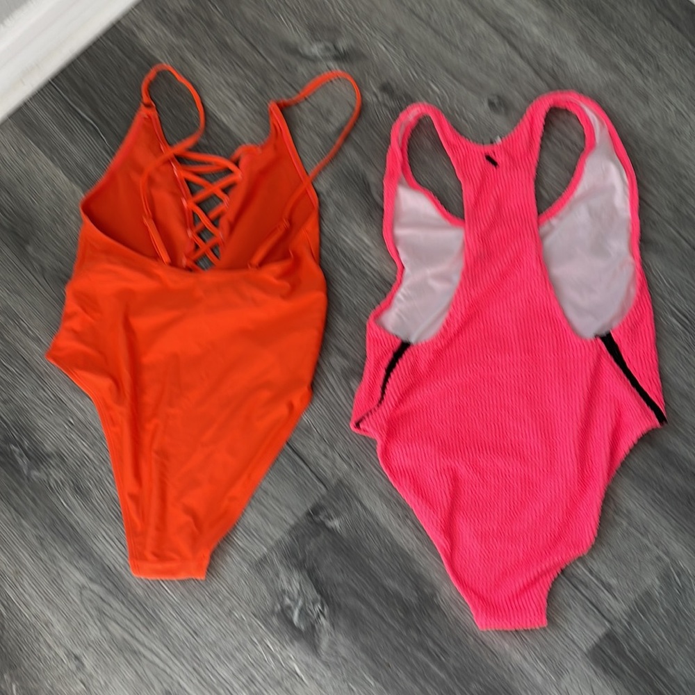 2/$20 Orange Betty Jade Pink VOLCOM both Size Mediums Clean Good Condition🍊💕 - Picture 5 of 11